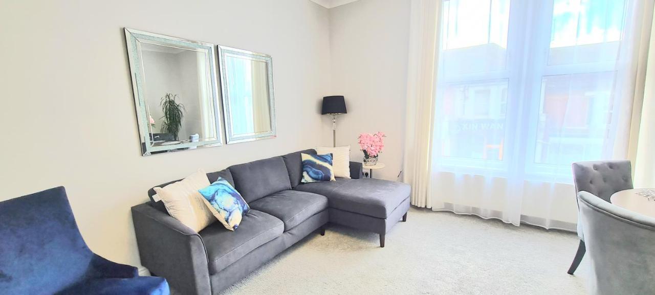 Spacious 3 Bed Flat Near The Sea With Parking Μπόρνμουθ Εξωτερικό φωτογραφία
