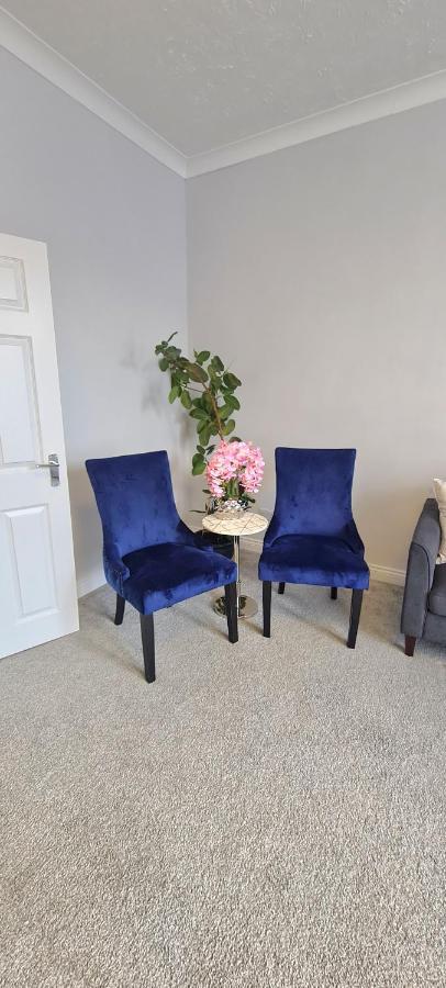 Spacious 3 Bed Flat Near The Sea With Parking Μπόρνμουθ Εξωτερικό φωτογραφία